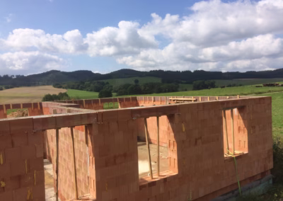 obvodové zdivo a okna